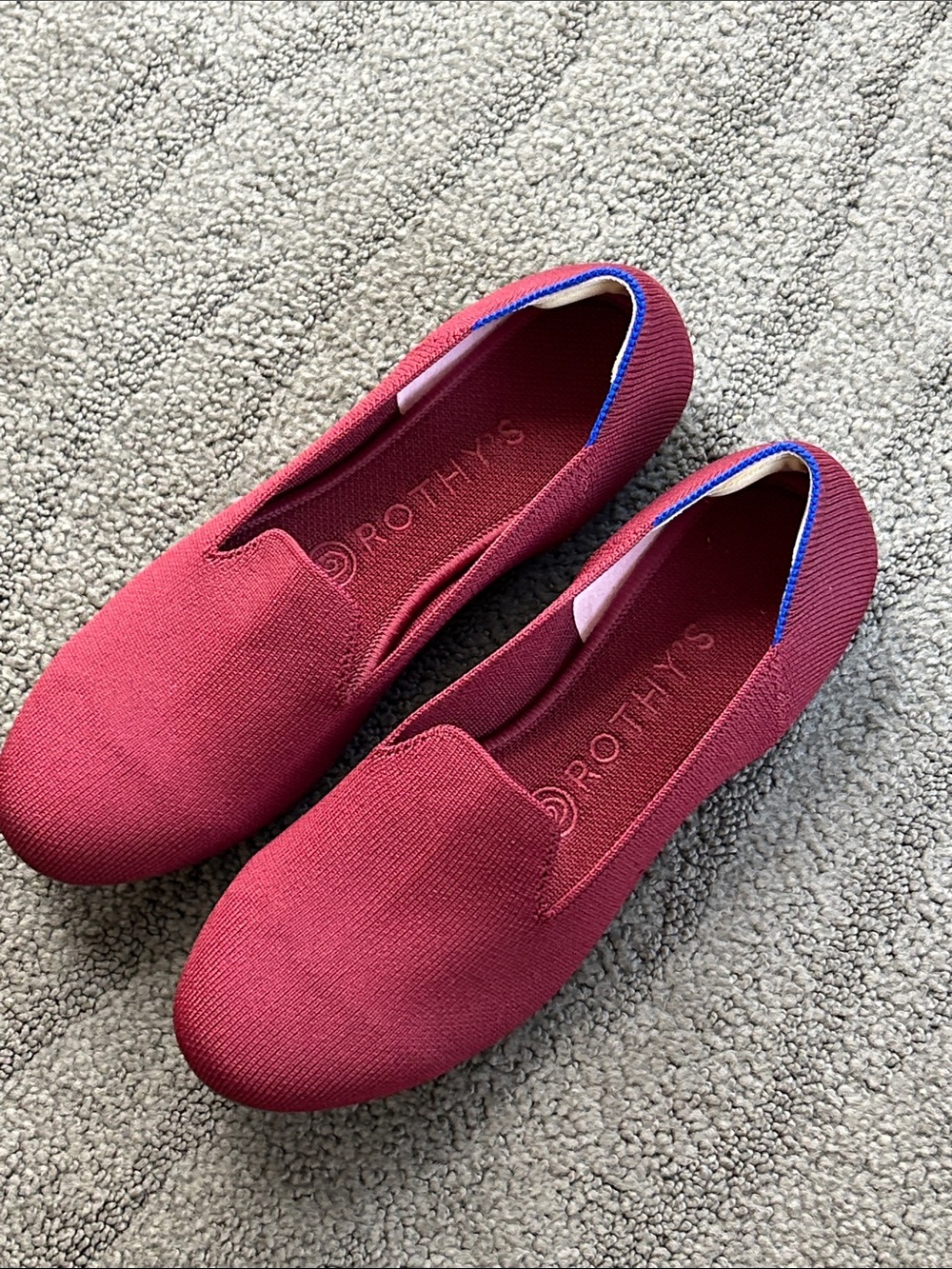 Rothys The Loafers Women's Size 8 US Dark Red Round Toe Slip on Flats